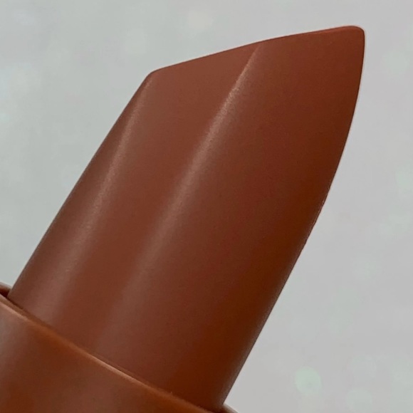 Huda Beauty Cream Lipstick Boss Chick - Picture 3 of 7